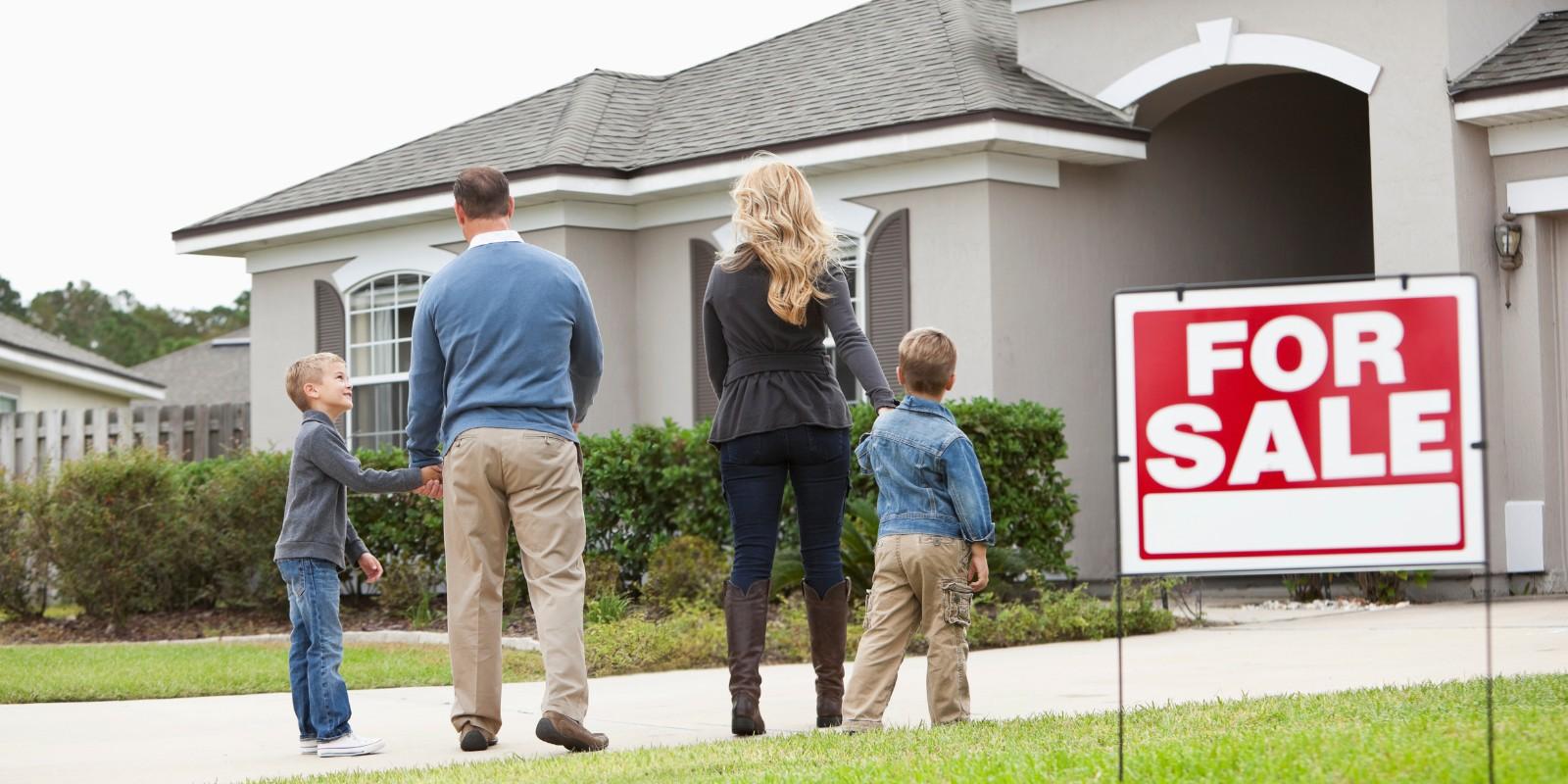 Acuerdo entre agentes inmobiliarios podría cambiar la forma en que los estadounidenses compran y venden viviendas